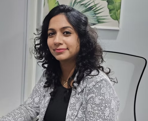 about-us-dr-vidhi-ahuja-brush-n-floss-dental-victoria-australia